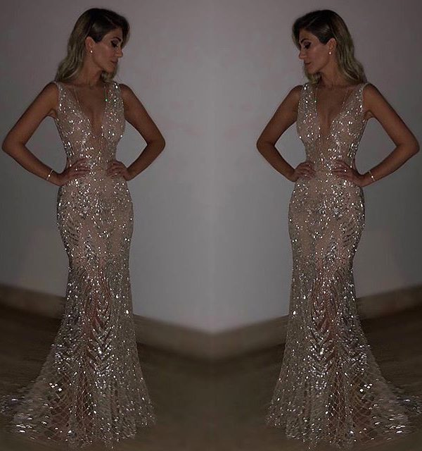 Sexy sleeveless deep V gown with sequined skirt – chastett